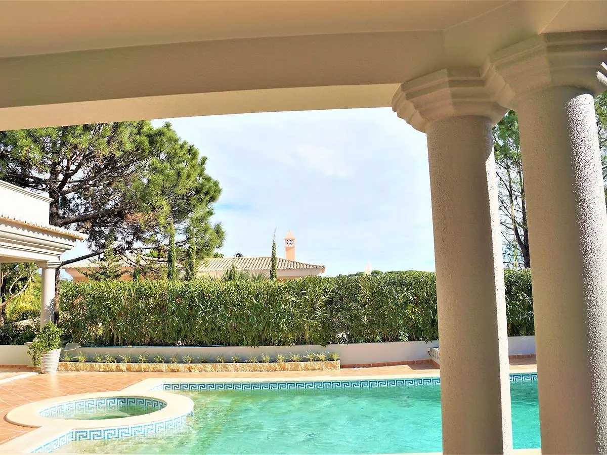 Quinta Das Salinas Hotel Almancil Villa