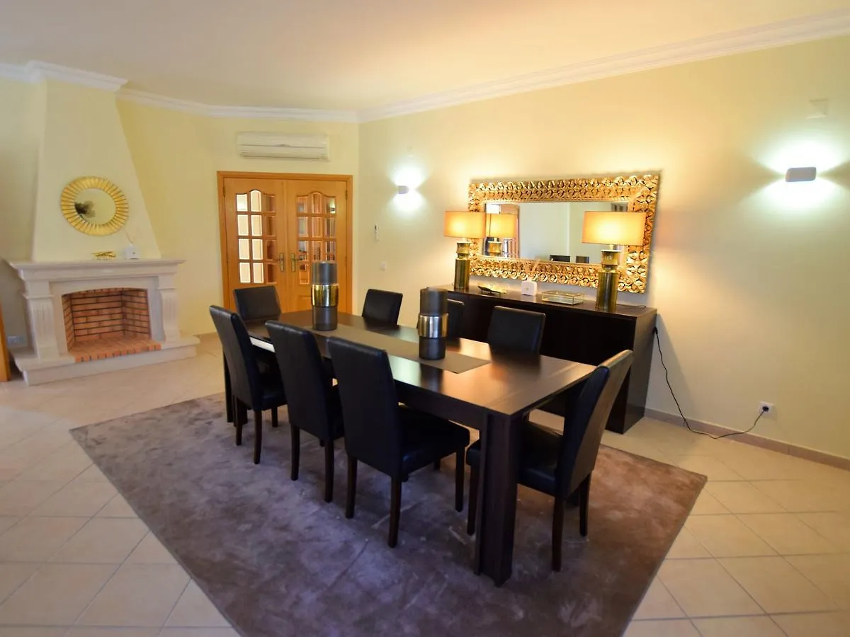 Quinta Das Salinas Hotel Almancil Villa